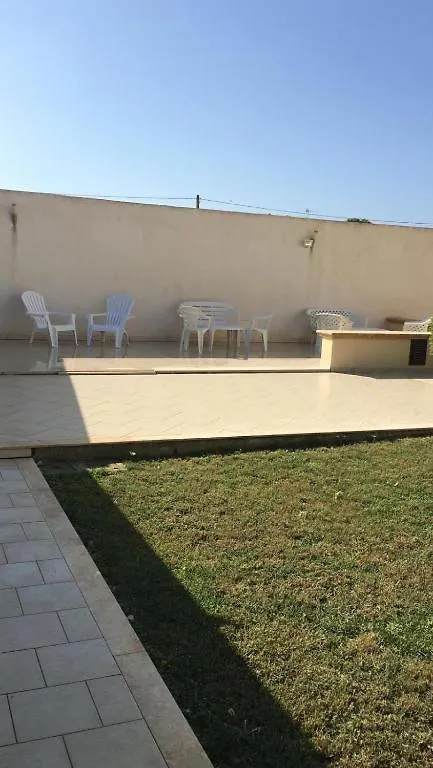Apartment Oasi Tortuga Residence Appartamento 4 Con Piscina E Barbecue H24 Mazara del Vallo Italy